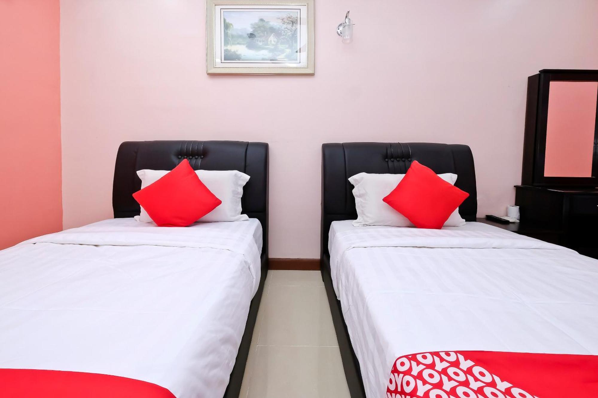 Oyo 714 Arina Hotel Bangi Dış mekan fotoğraf