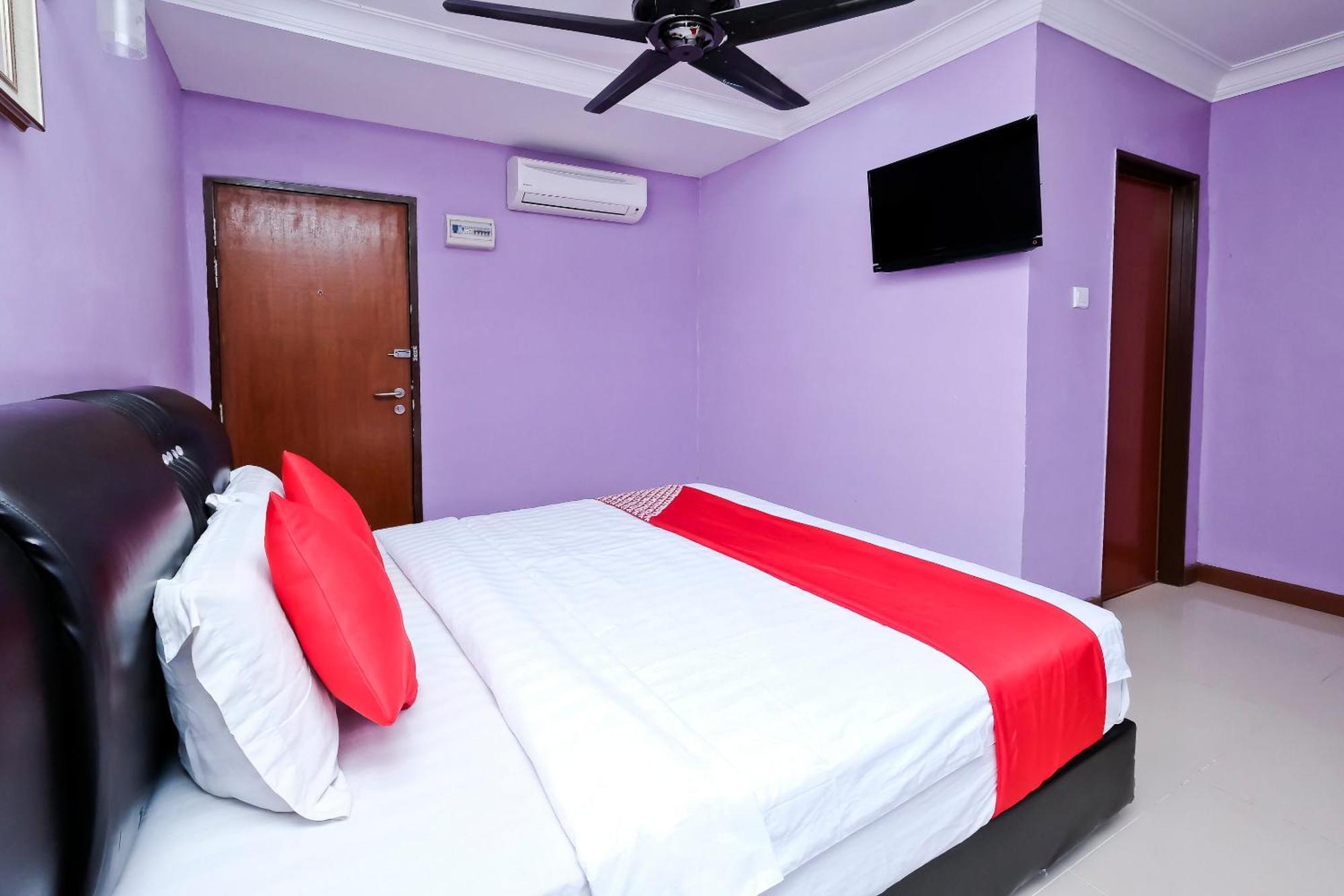 Oyo 714 Arina Hotel Bangi Dış mekan fotoğraf