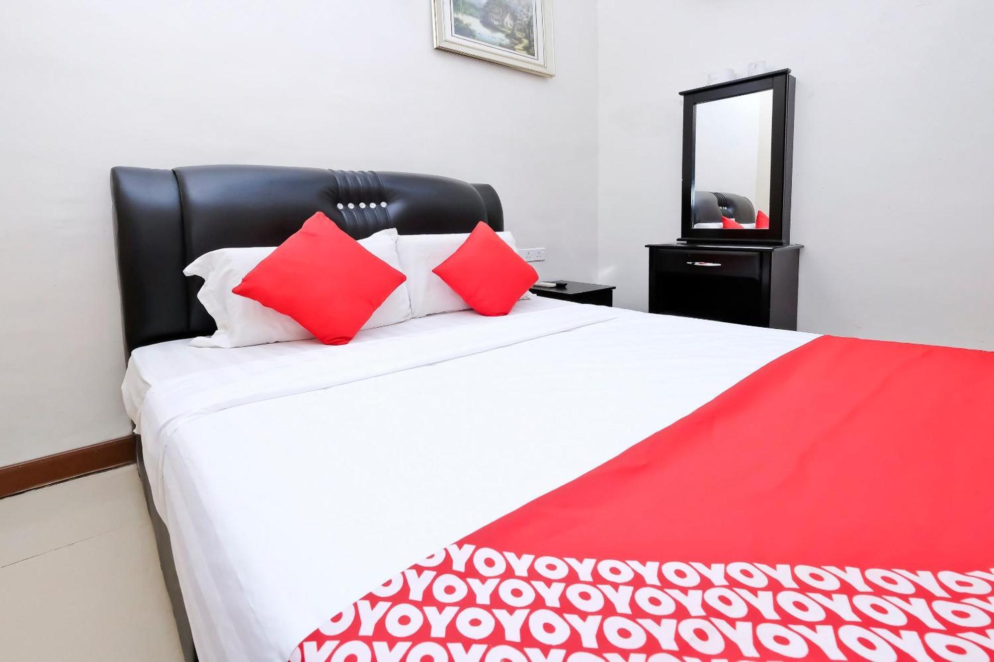 Oyo 714 Arina Hotel Bangi Dış mekan fotoğraf