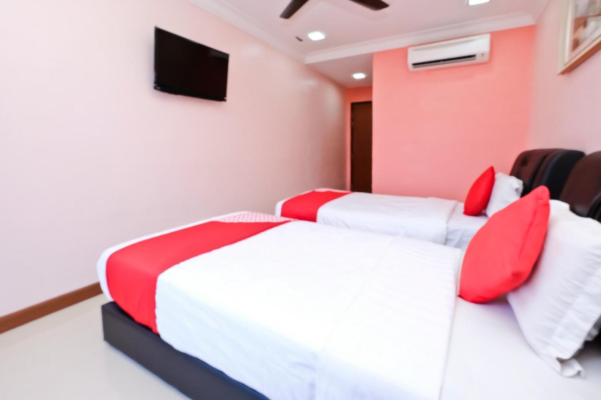 Oyo 714 Arina Hotel Bangi Dış mekan fotoğraf